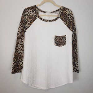 *10/$10* Gain Women's Leopard Sleeve Tee Medium